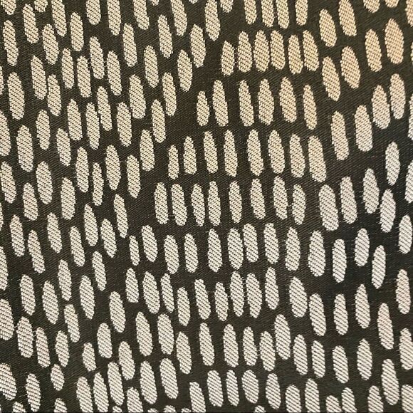 Connie Roberson 100% Silk gray jacket so medium - Picture 4 of 5